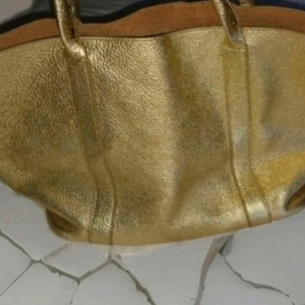 Banana Republic Gold Leather Tote, Metallic 18"+ Handbag, Like New - Picture 2 of 11